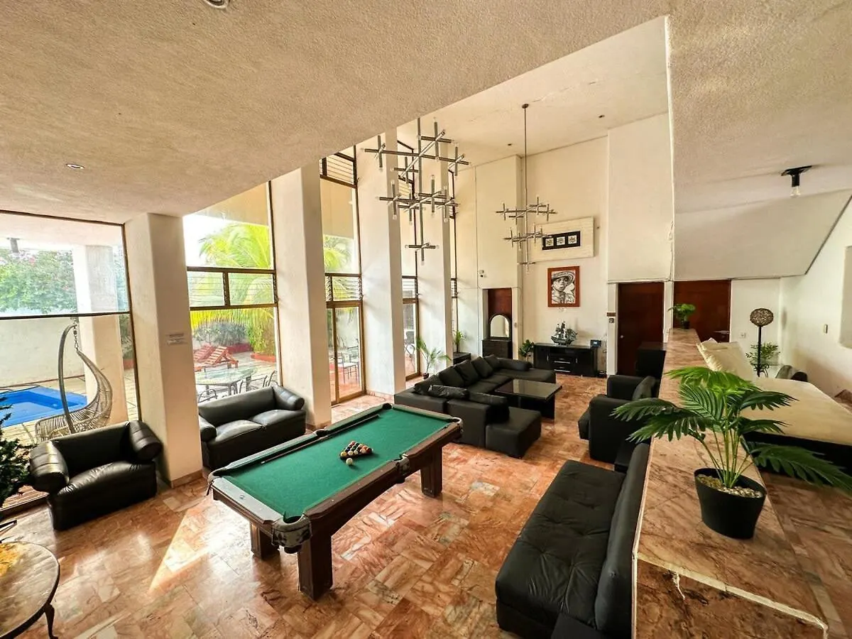 Studio Cien Fuegos- Piscina & Billar Mérida Appartement
