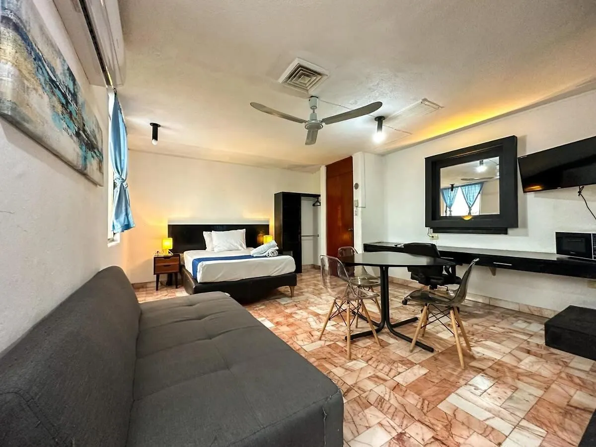 Studio Cien Fuegos- Piscina & Billar Mérida