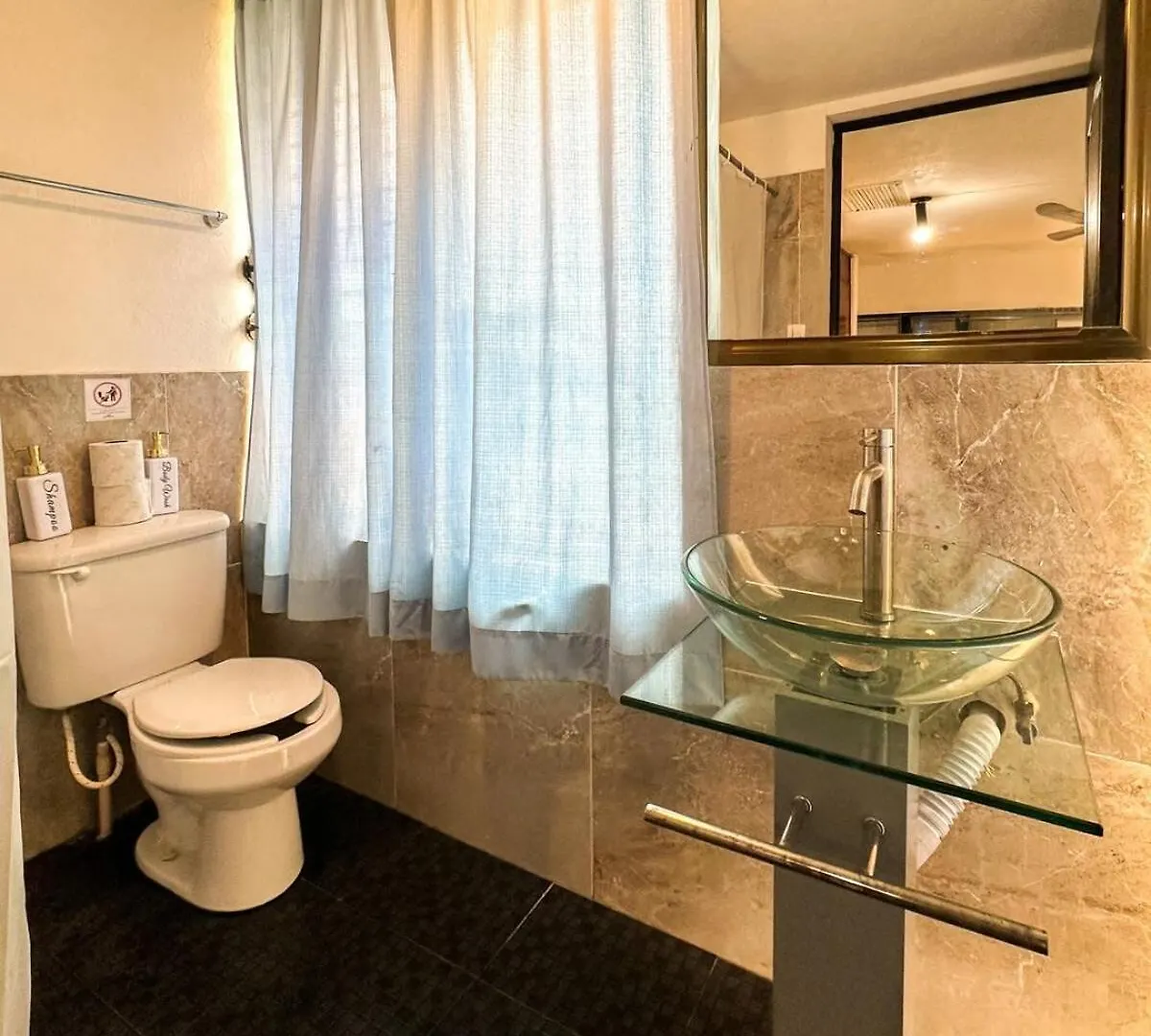 Studio Cien Fuegos- Piscina & Billar Mérida Appartement